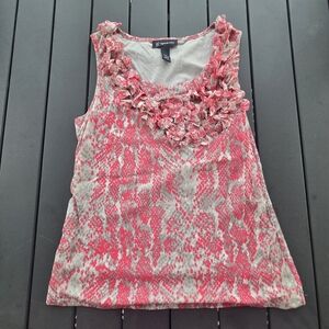 EUC sleeveless INC blouse